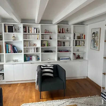 Apartment Sur Les Toits De Vue Tour Eiffel 4 *