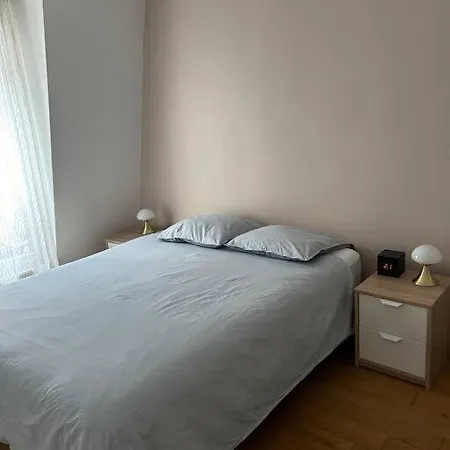 Appartement Sur Les Toits De Vue Tour Eiffel 4 Paris